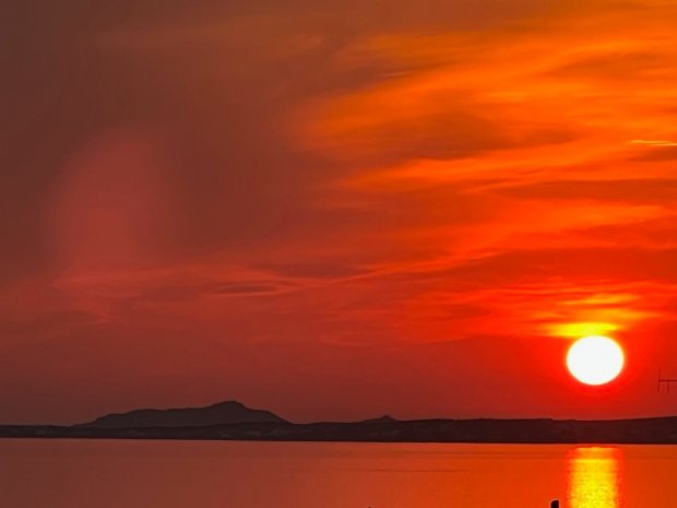 Ηλιοβασιλέματα Ηλιοβασιλέματα